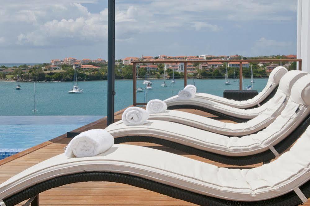 Blue Point Villa St. George's Exterior foto